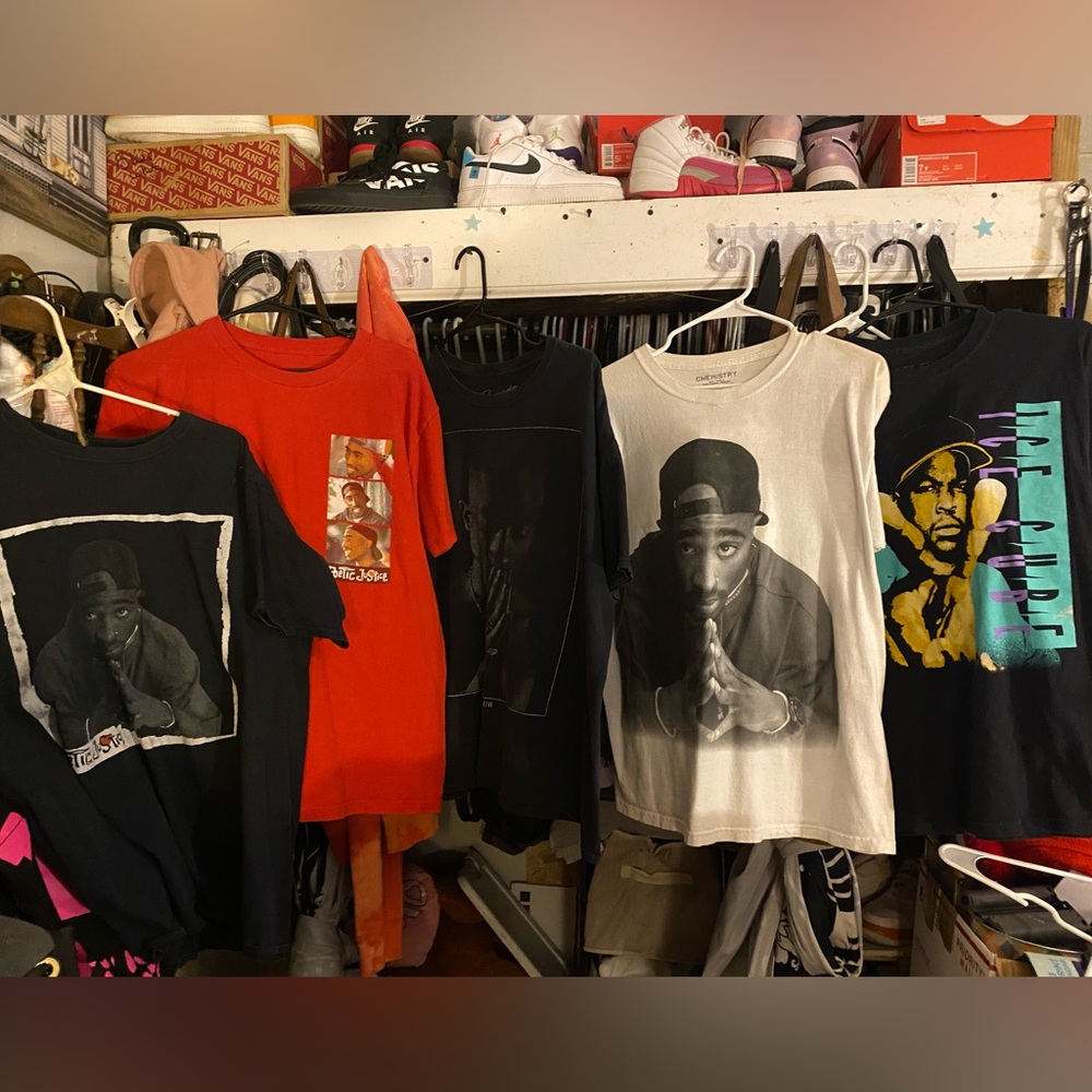 Lot of 5 Tupac and Ice cube Tees